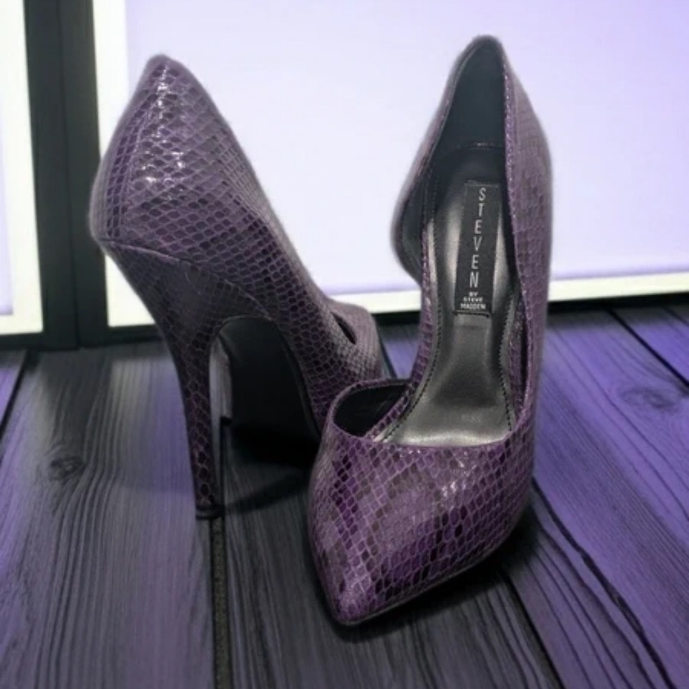 Steve Madden Purple Snake-Embossed Pointed Stiletto Pumps